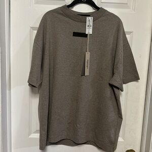 NEW Summer 2024 Collection Fear of God Essentials Heather Grey T-Shirt